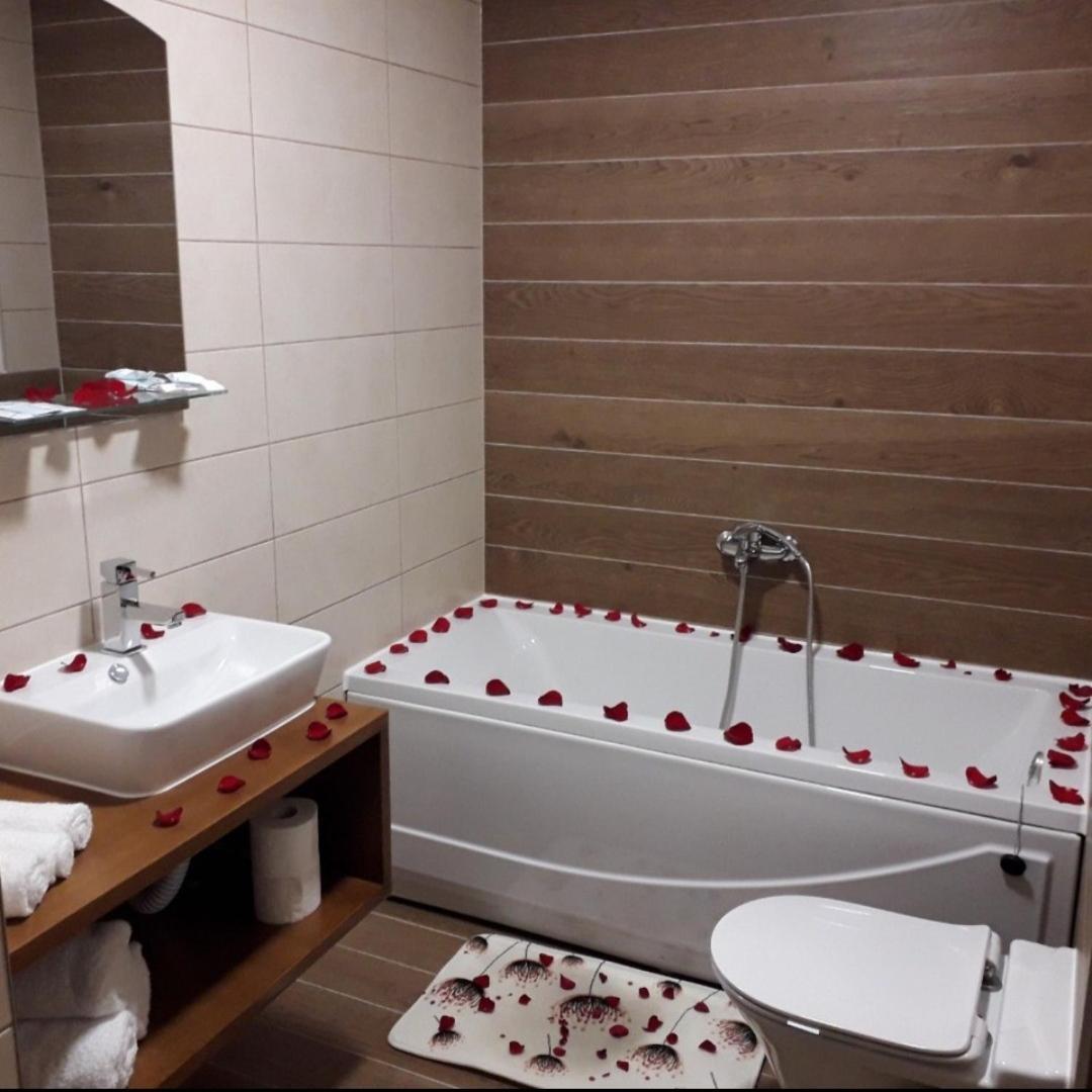 Hotel Rafaelo Bosanska Dubica 외부 사진